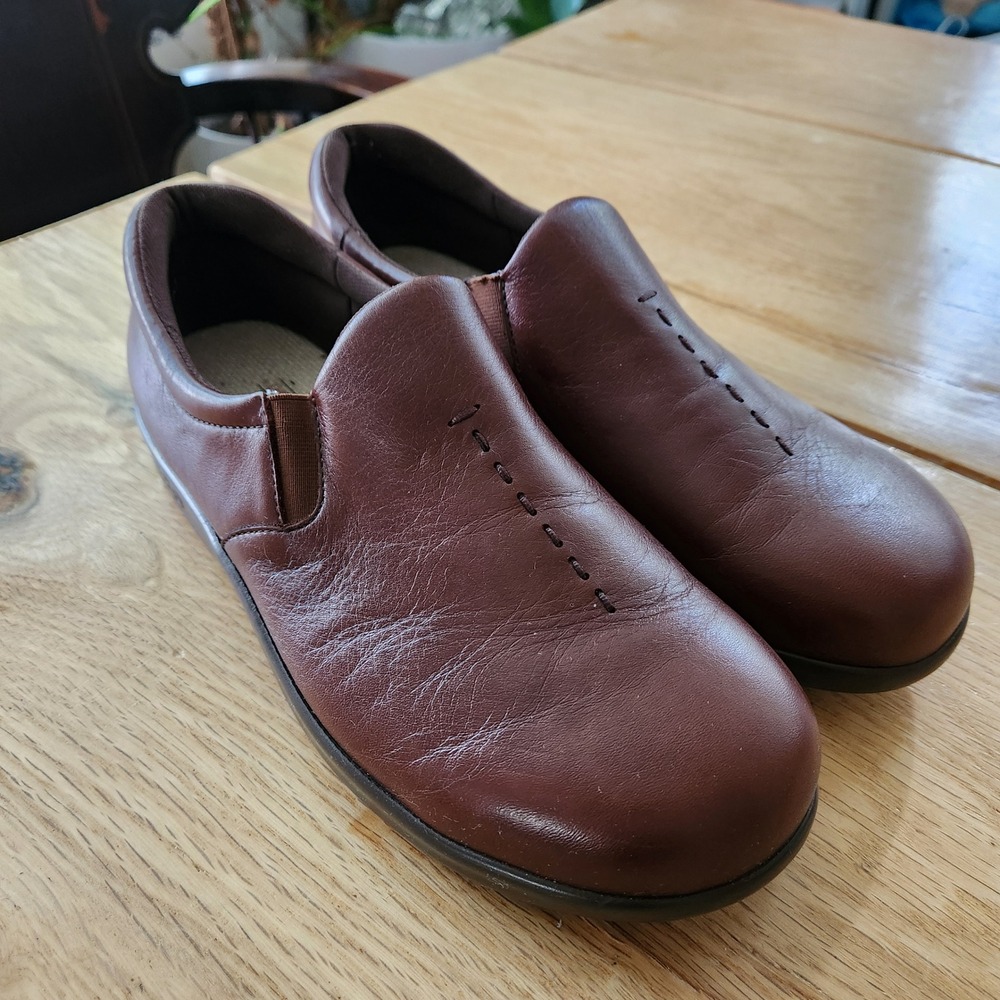 SAS Viva Womens Slip On Leather Shoes Comfort Walking Loafers Brown Size 8.5 M